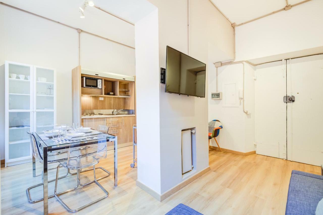 Spanish Steps Luxury Apartamento *